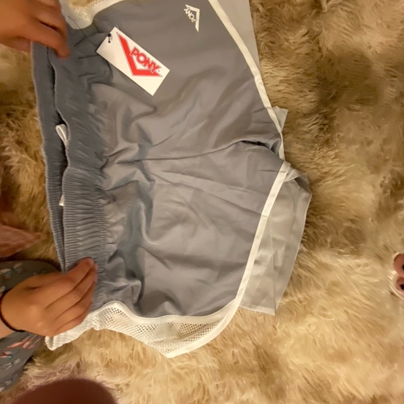 Brand new pony shirt never worn - Picture 2 of 3